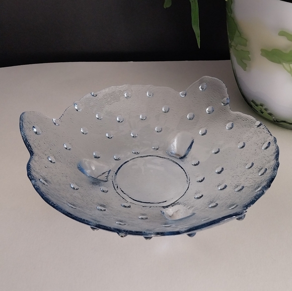 💥💥Vintage Clear Blue 3 Footed Hobnail Open Candy Dish 8” X Apprx 3” Tall - Picture 2 of 8